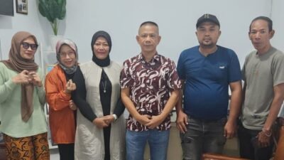 Pewarta Polrestabes Medan "Jumat Barokah" Berbagi Sembako Kepada Pengurus dan Anggota