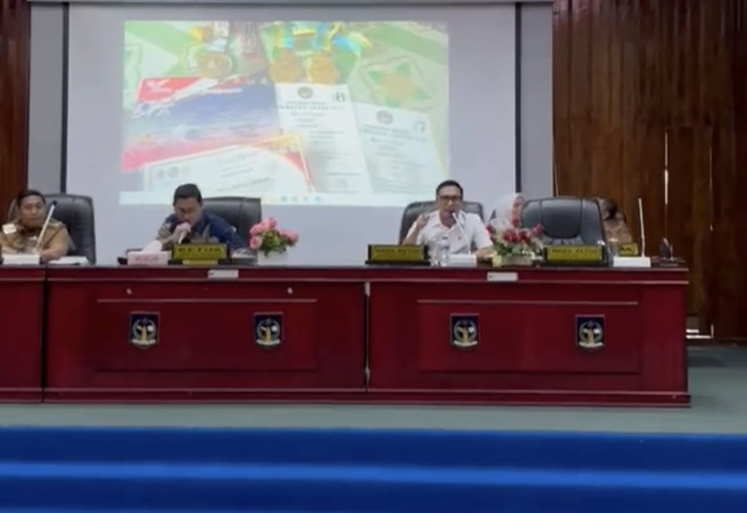 Rapat Paripurna DPRD Sibolga Memanas, Anggaran Pendidikan Picu Perdebatan Sengit