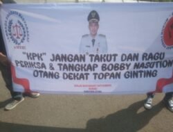 Massa KAMAK Geruduk KPK dan Istana, Desak Bobby Nasution Ditetapkan Tersangka