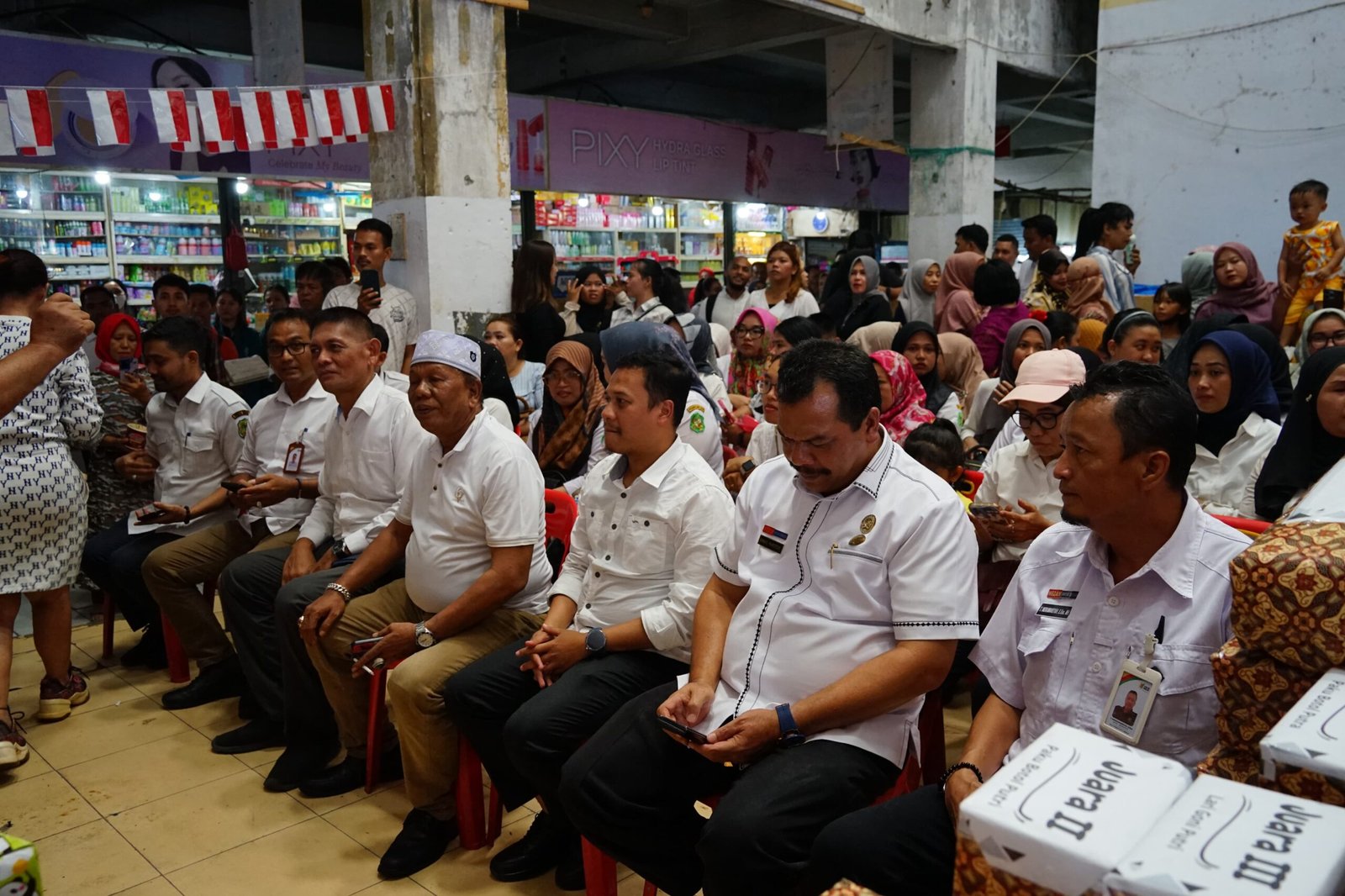 Semarak HUT RI ke-80, PUD Pasar Medan Serahkan Hadiah Lomba, Dukung Upaya Meramaikan Pasar