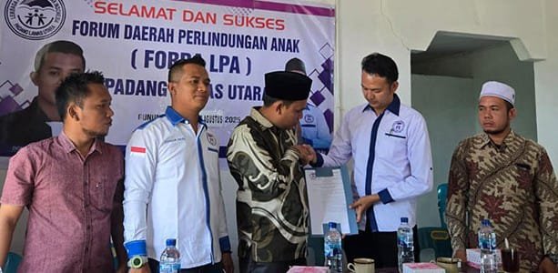 ‎LPA Sumut Serahkan SK LPA Paluta 2025–2027, Fokus Advokasi Anak di Tengah Tantangan “Tsunami Gadget” ‎
