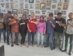 Pewarta Polrestabes Medan Rutin “Jumat Barokah” Berbagi Beras Kepada Pengurus dan Anggota