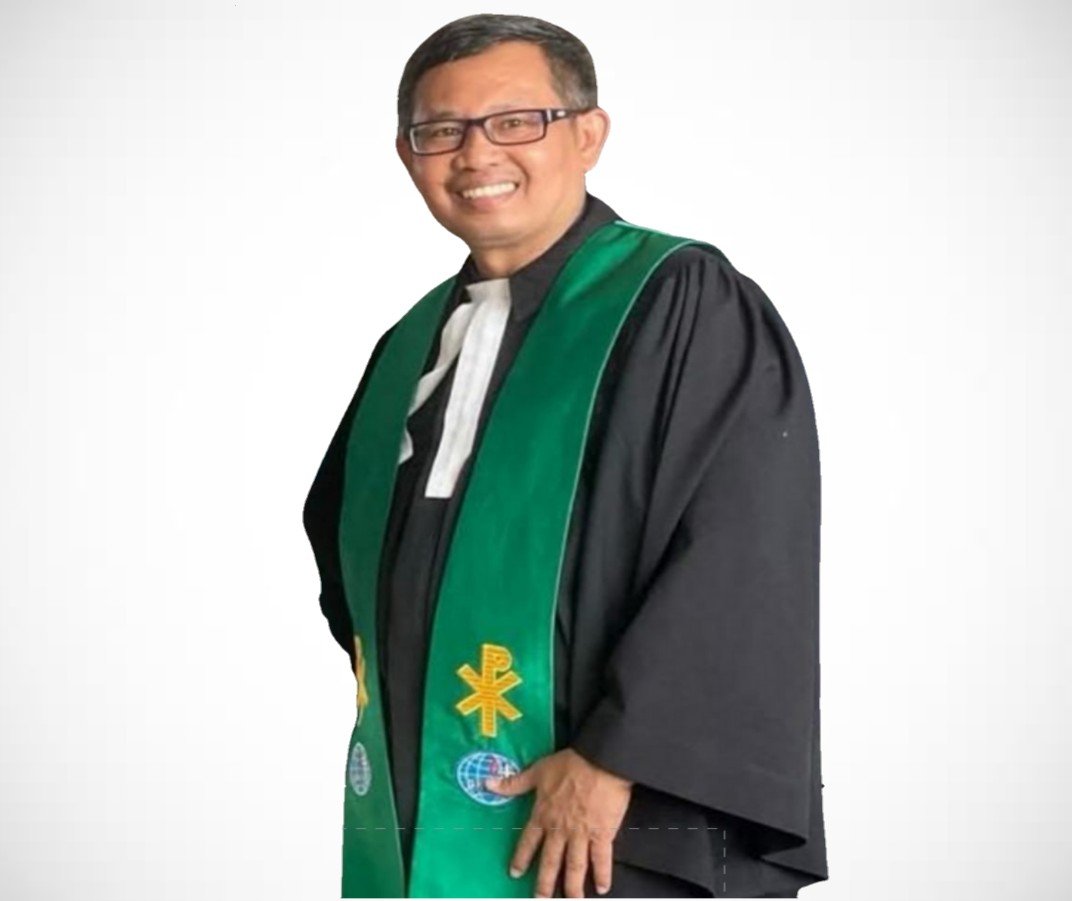 ‎Pdt. Dr. Jhon P.E. Simorangkir: Mengakar dalam Firman, Melayani dengan Kasih