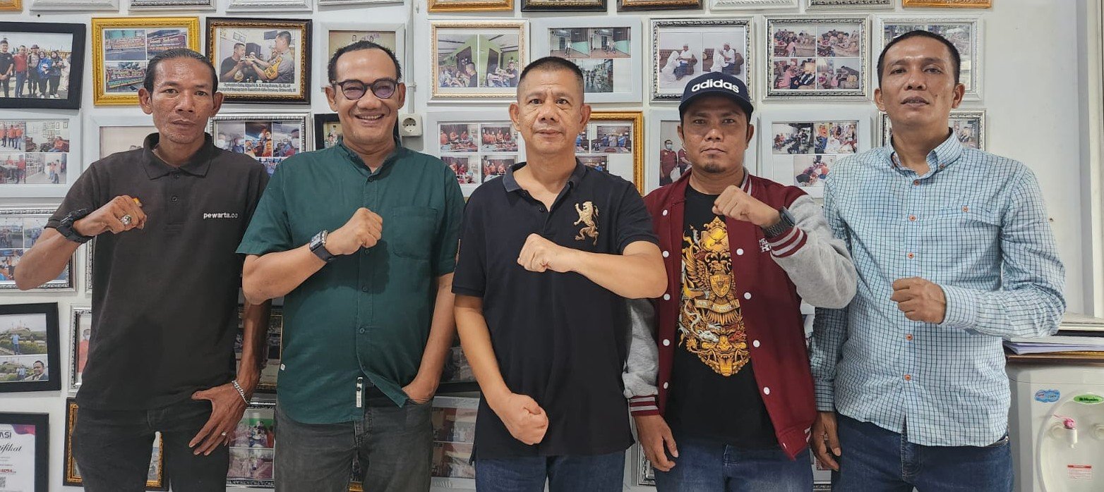 Melalui Program "Jumat Barokah" Pewarta Polrestabes Medan Terus Memupuk Kebersamaan
