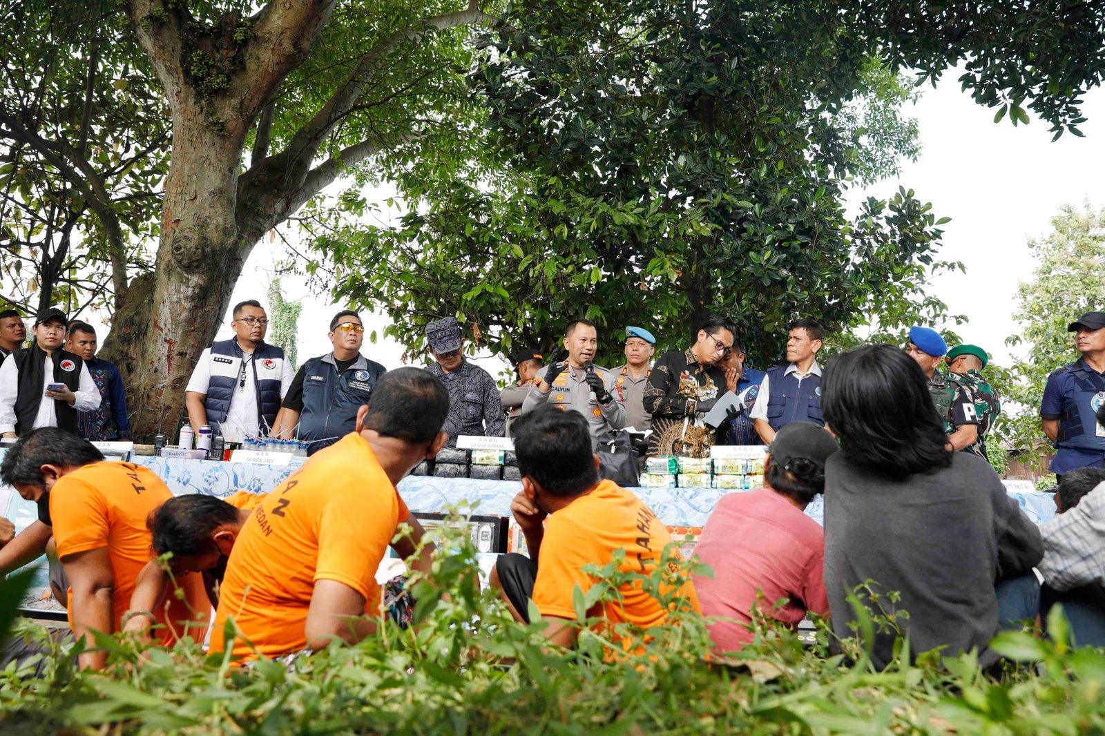 Kapolrestabes Medan Pimpinan Konferensi Pers Barang Bukti Narkoba 35 Kg Sabu, 985 Ekstasi Disita dan 59 Tersangka Diamankan