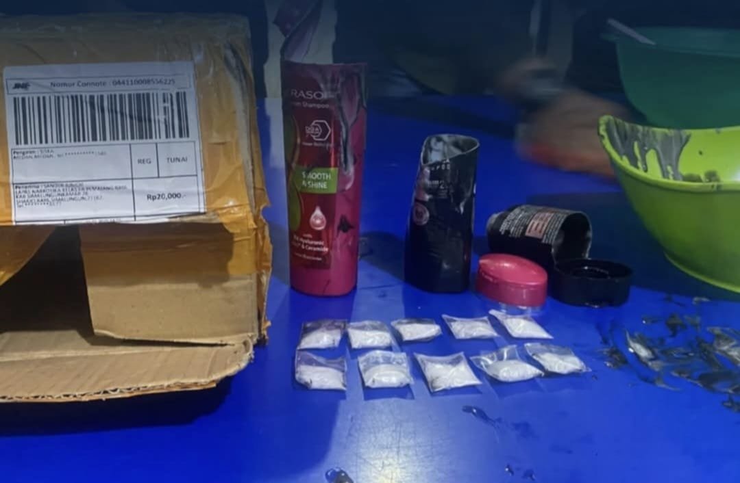 Petugas Lapas Narkotika Pematangsiantar Gagalkan Penyelundupan 10 Paket Sabu Lewat JNE