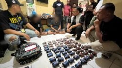 Terbongkar!!!.. Rumah Kost Dijadikan Gudang Vape Narkoba Asal Malaysia, Polisi Sita 680 Unit dan Ringkus Dua Pelaku 