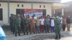 Wujud Kepedulian, Kodim 0603/Lebak Bersama Warga Bangun MCK Musala di Parungsari