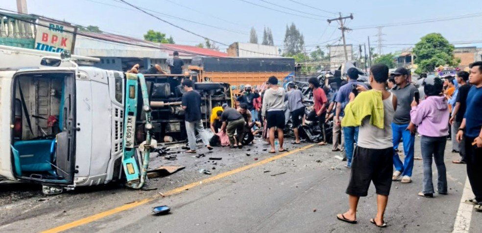 Identitas 4 Korban Tewas Kecelakaan Beruntun di Sibolangit Terungkap, Supir Truk Fuso Diperiksa