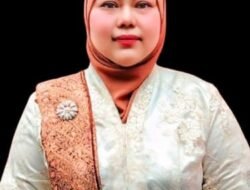 Dosen Universitas Darma Agung Medan Dr. Gema Rahmadani, ST.,SH.,MH. Raih Gelar Doktor Hukum Islam dengan Predikat Pujian