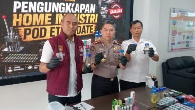 ‎Polda Sumut Ungkap Home Industry Vape “Getar” Mengandung Etomidate di Deli Serdang ‎