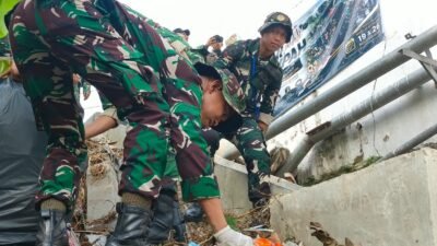 TNI Peduli Sampah Rangkasbitung, Dandim Lebak: Kebersihan Adalah Tanggung Jawab Bersama