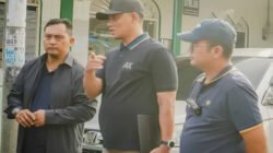 Atasi Drainase Tersumbat, Rico Waas Kerahkan Jajaran Pemko Medan Bersihkan Parit di Jalan Taduan