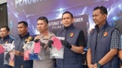 Nekat! Live Streaming Pornografi di TikTok, Janda Beranak Tiga Diringkus