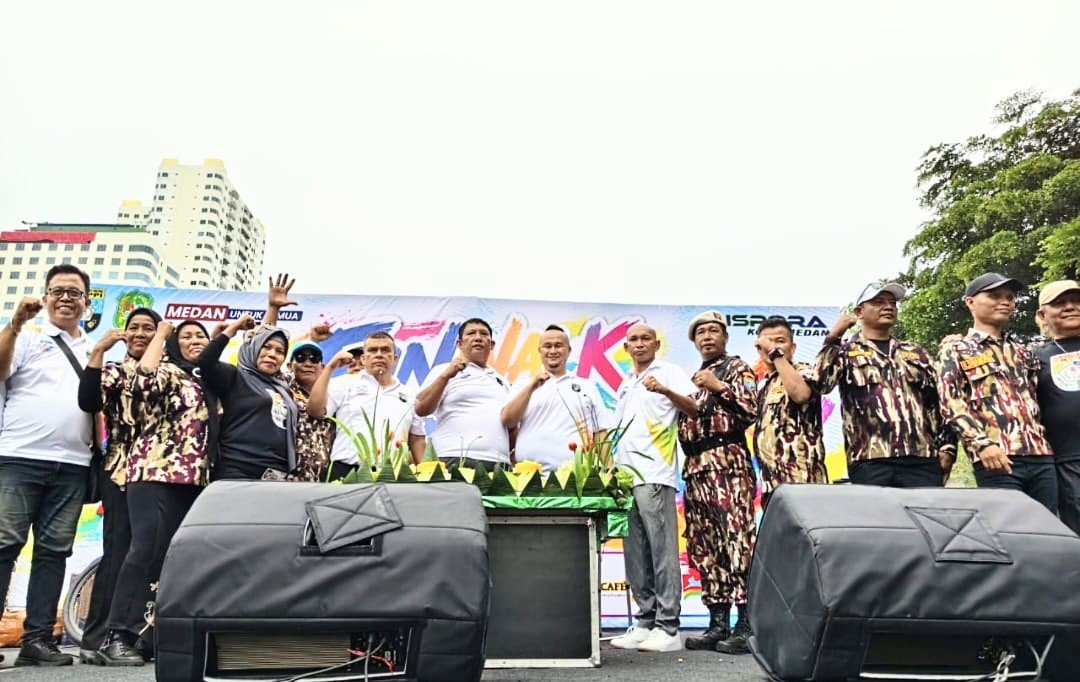 Ribuan Warga Ikuti Funwalk HUT ke-48 GM FKPPI di Lapangan Merdeka Medan