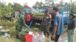 Kemarau Panjang Keringkan Sumber Air, Kodim 0603/Lebak Turun Langsung Bantuan Air Bersih