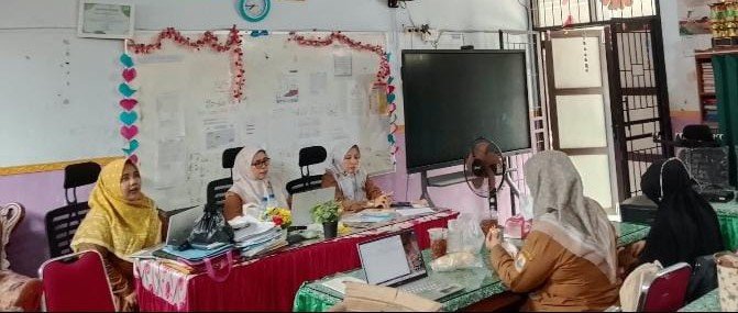 Jelang Pemilihan Ketua PGRI Ranting, Lilis Sulastri Tegaskan Kesiapan Gugus 1 Kaduagung Timur Berjalan Demokratis