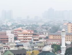 Kabut Asap Karhutla Kepung Sumut, Seluruh Jenjang Sekolah Jalani PJJ ‎